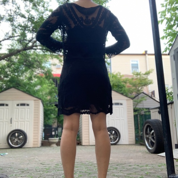 🌻4/20 Express Lace Mini dress - Picture 2 of 9